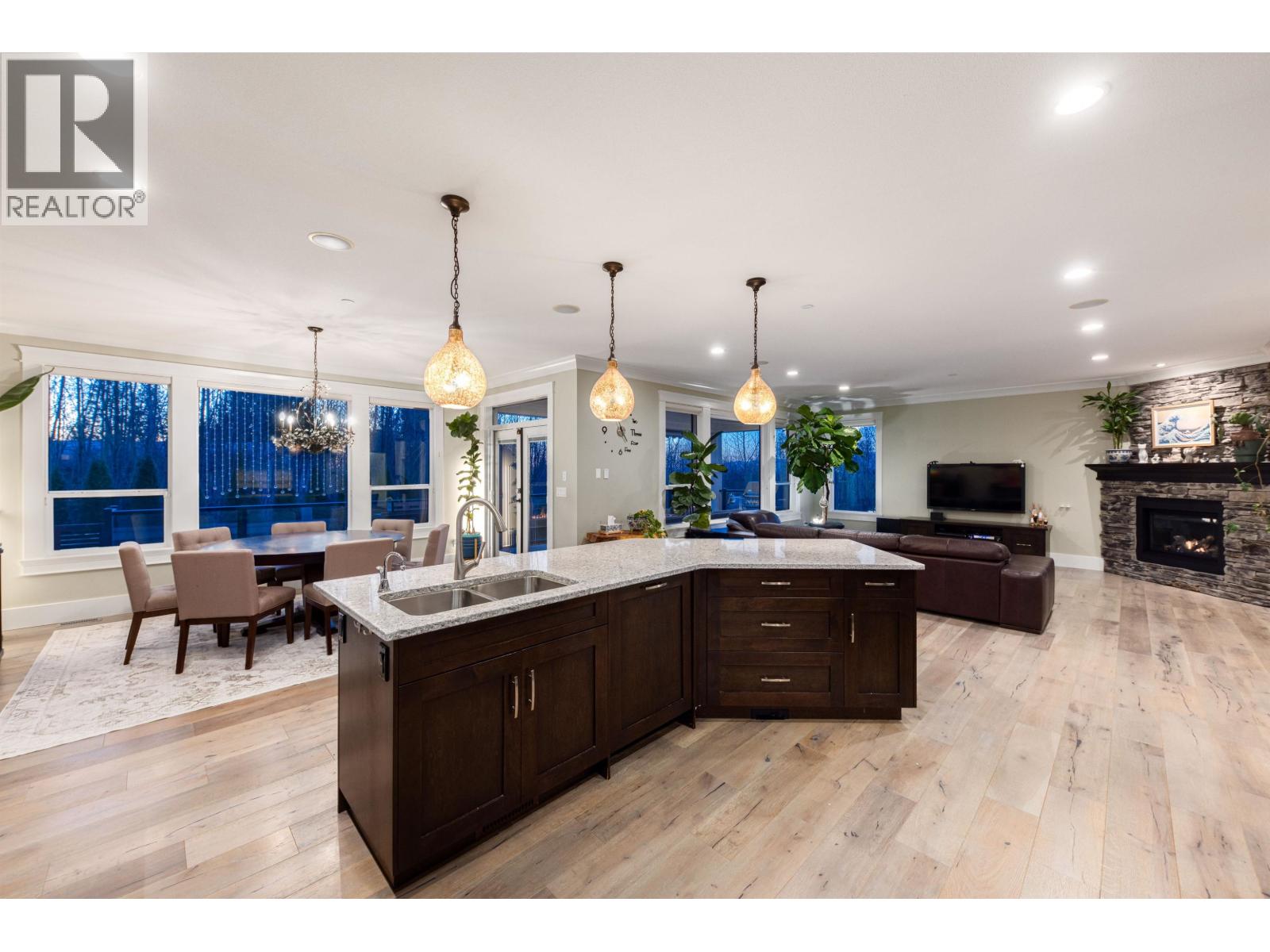 10875 CARMICHAEL STREET, Maple Ridge