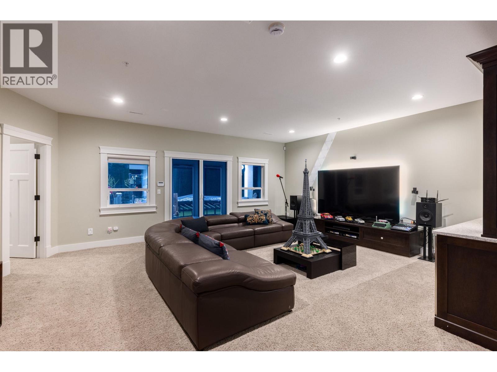 10875 CARMICHAEL STREET, Maple Ridge
