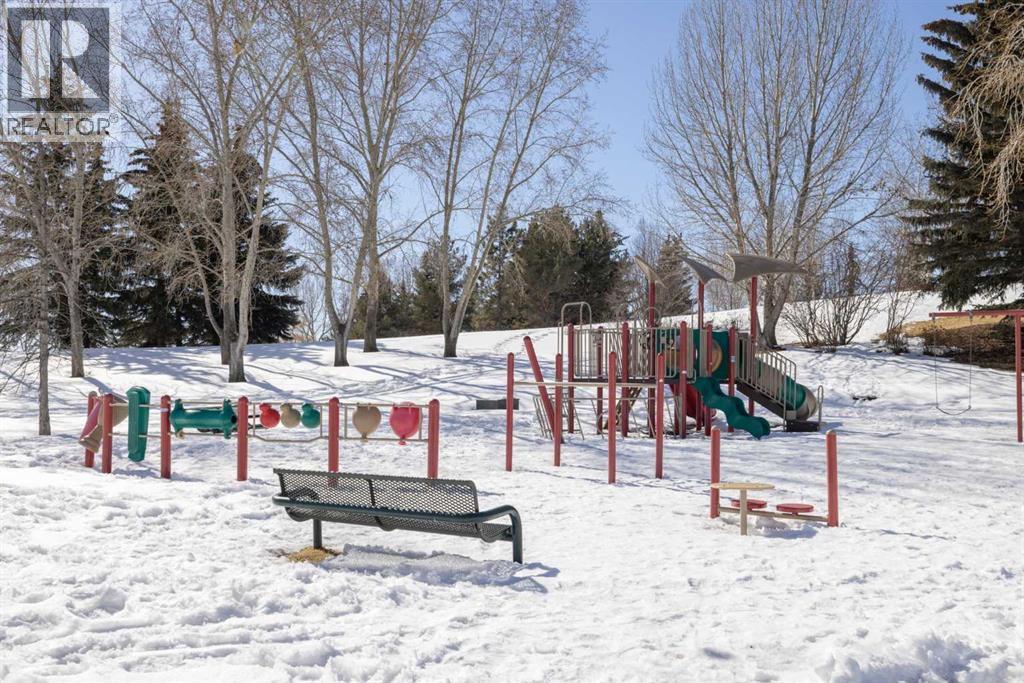 Single Family House for Sale in  Mt Norquay Gate SE McKenzie Lake Calgary 