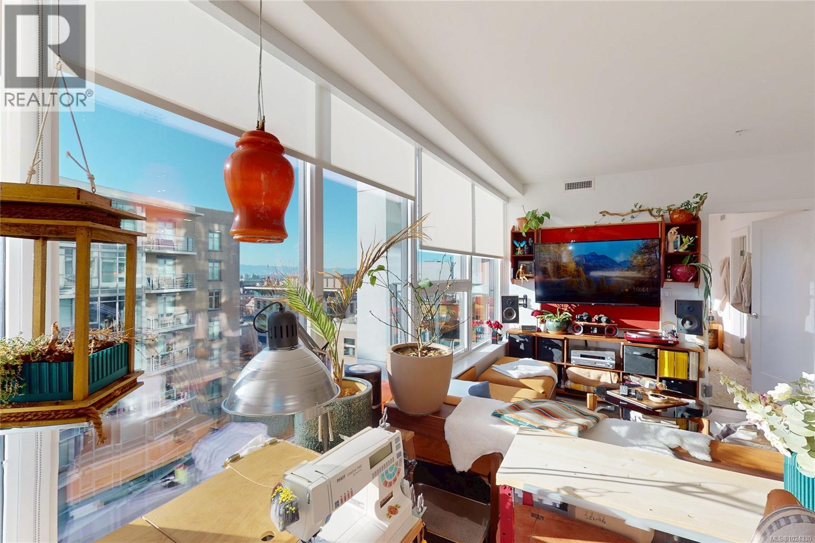 1108 777 Herald St, Victoria