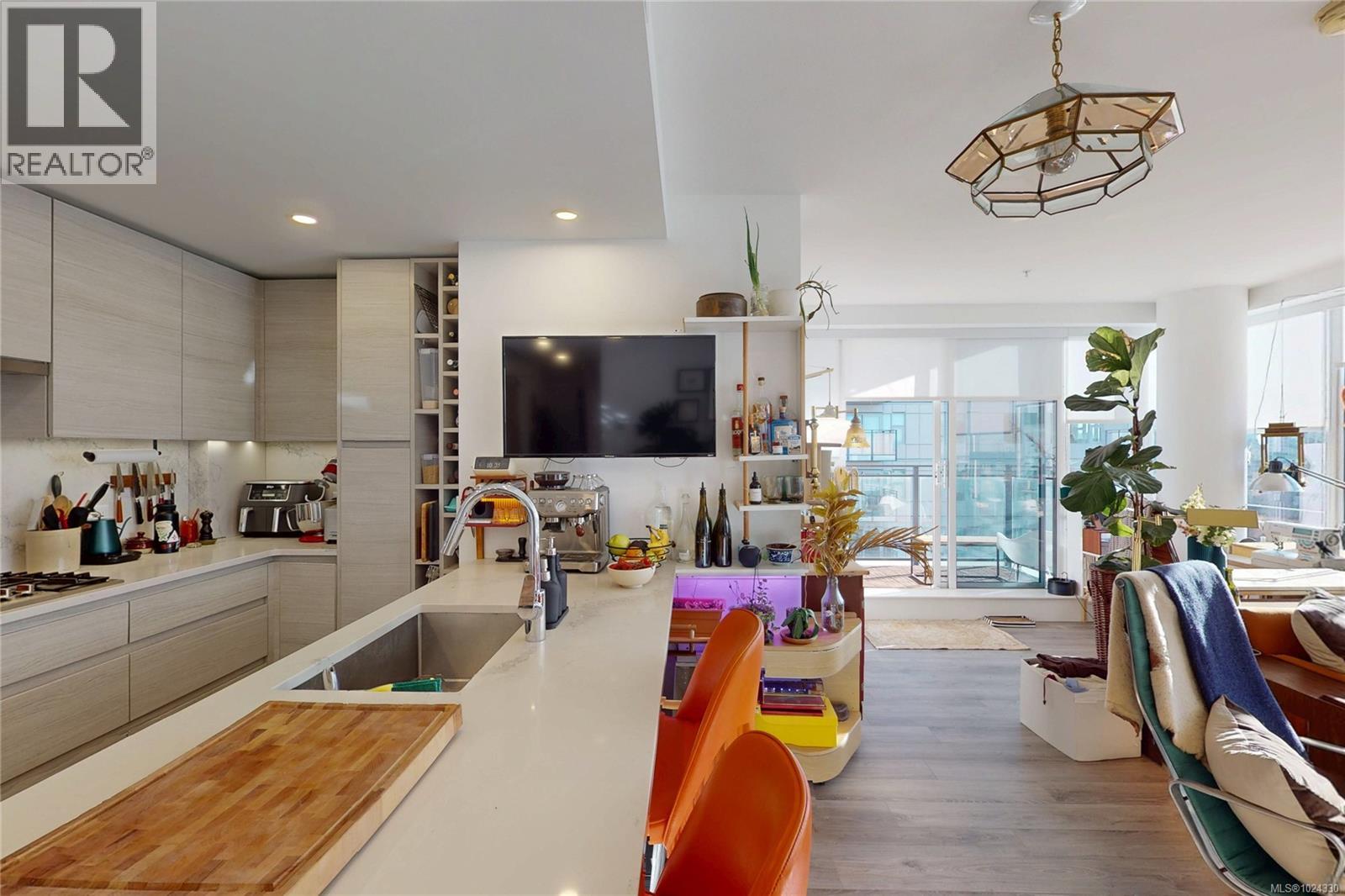 1108 777 Herald St, Victoria