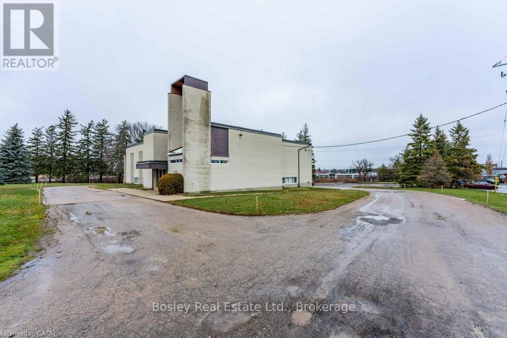 440 WEBER STREET N — photo 3