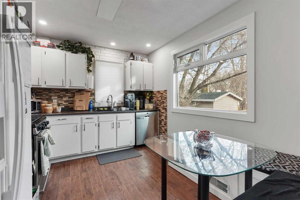 Single Family House Bungalow for Sale in   Street S Victoria Park Lethbridge 