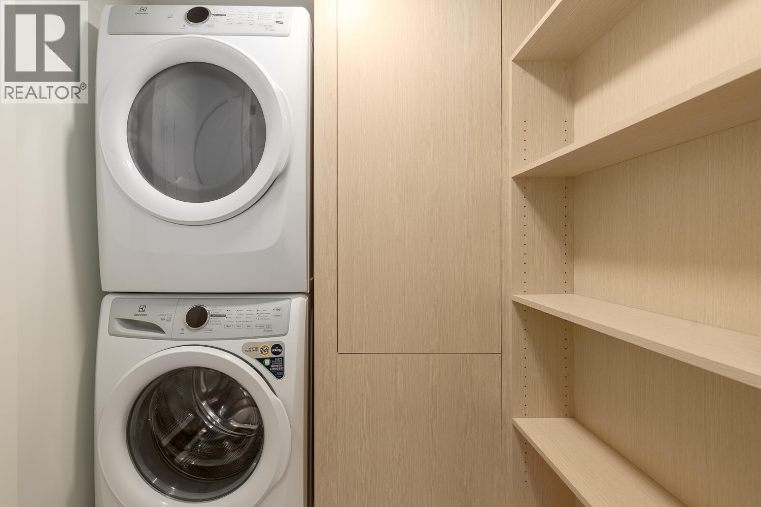 5405 WALES STREET, Vancouver