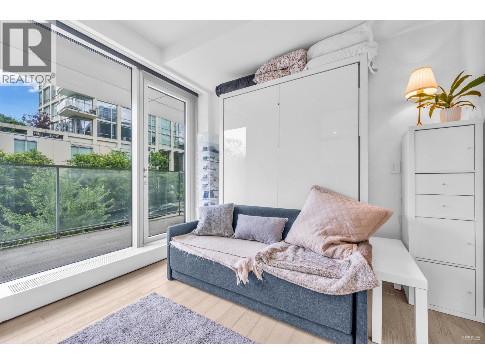 303 1480 HOWE STREET, Vancouver