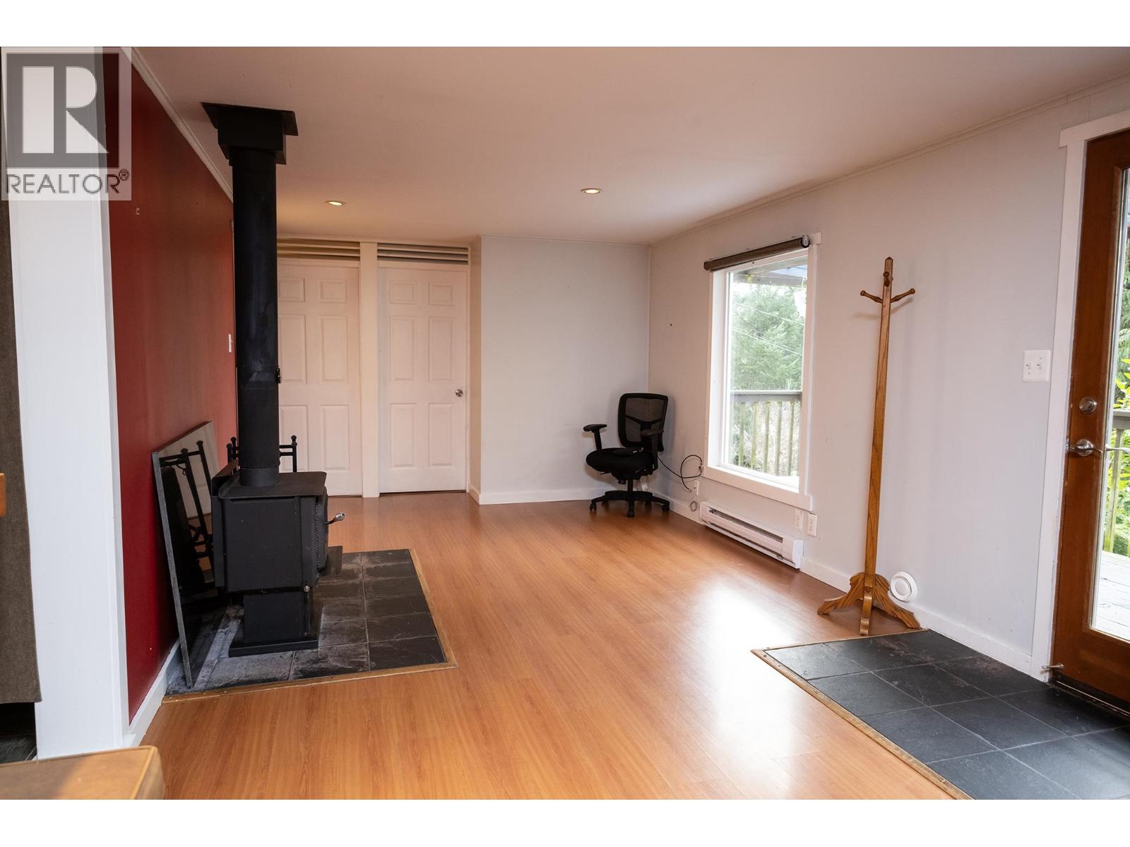 5863 SANDY HOOK ROAD, Sechelt