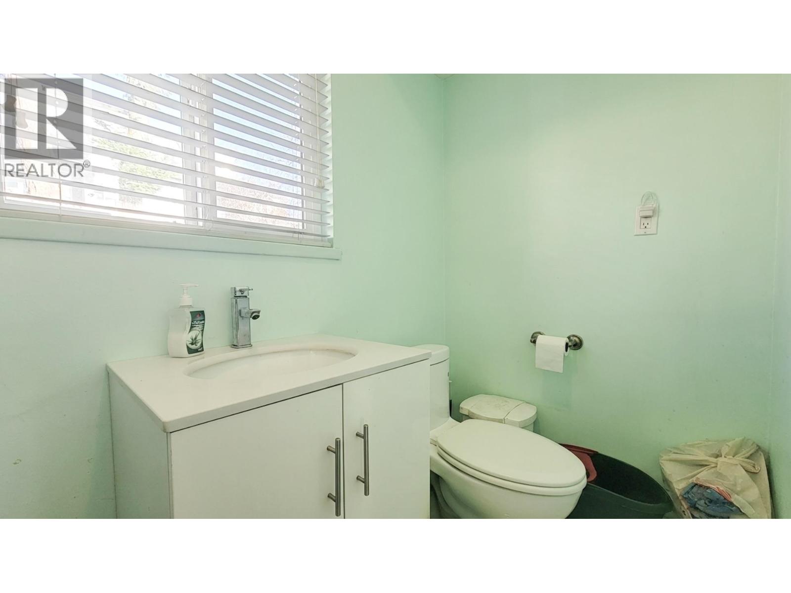 333 LOUELLEN STREET, New Westminster