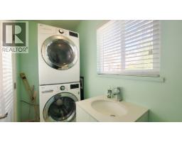 333 Louellen Street, New Westminster, BC V3M4G6 Photo 23