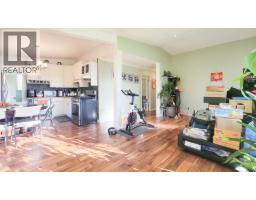 333 Louellen Street, New Westminster, BC V3M4G6 Photo 7