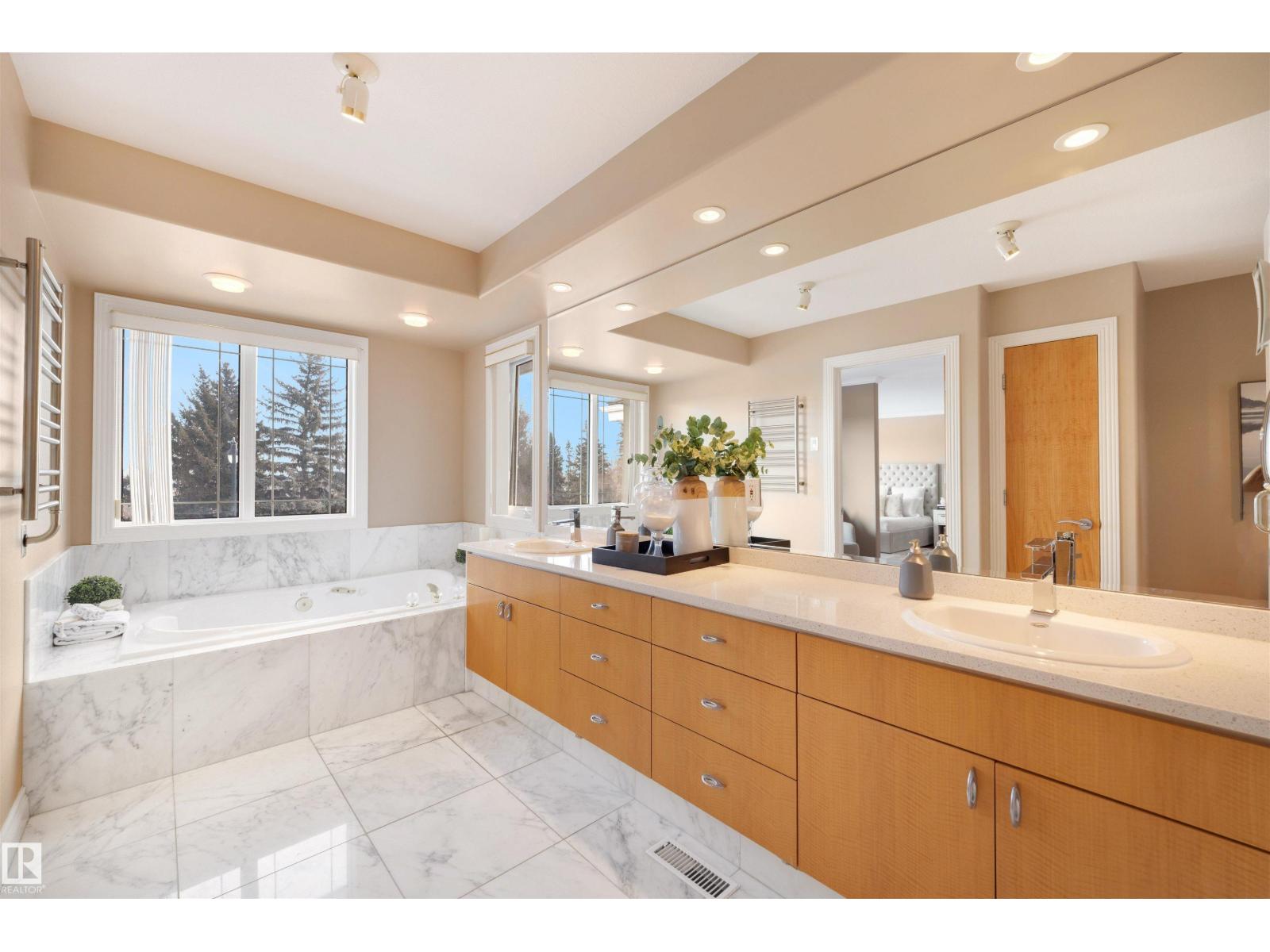 9704 RIVERSIDE DR NW, Edmonton