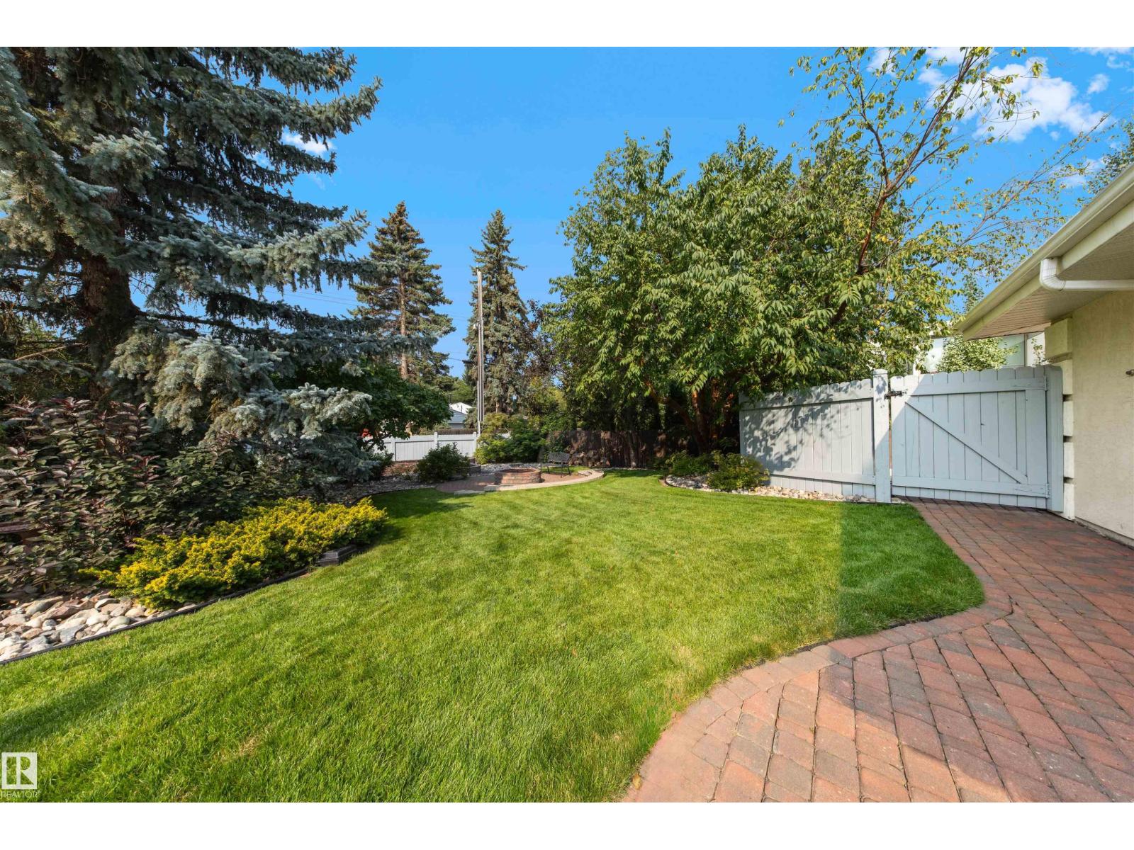 9704 RIVERSIDE DR NW, Edmonton