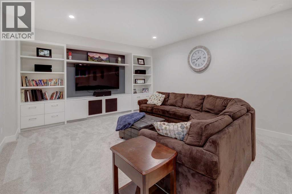 Single Family House for Sale in   Street SW Altadore Calgary 