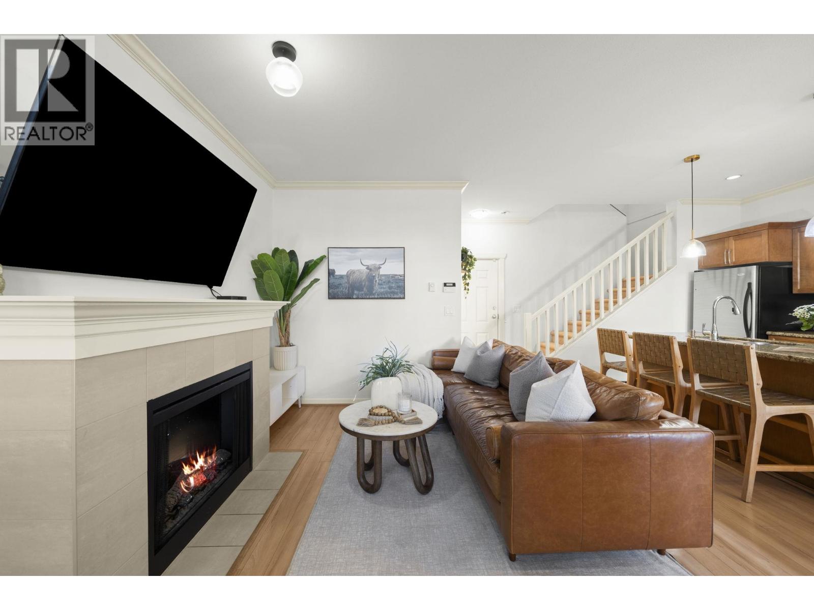 #6-4887 CENTRAL Avenue, Delta