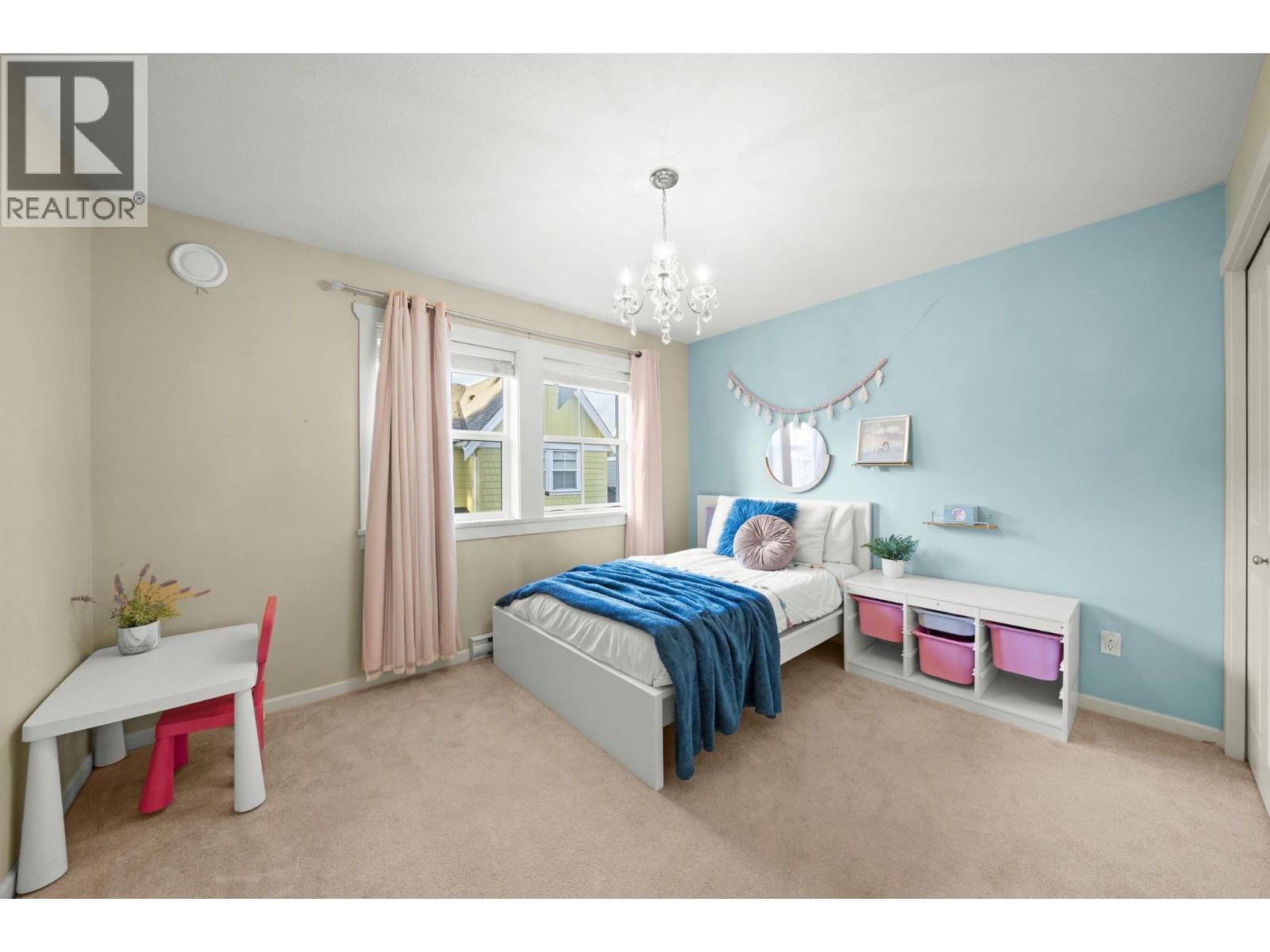 #6-4887 CENTRAL Avenue, Delta