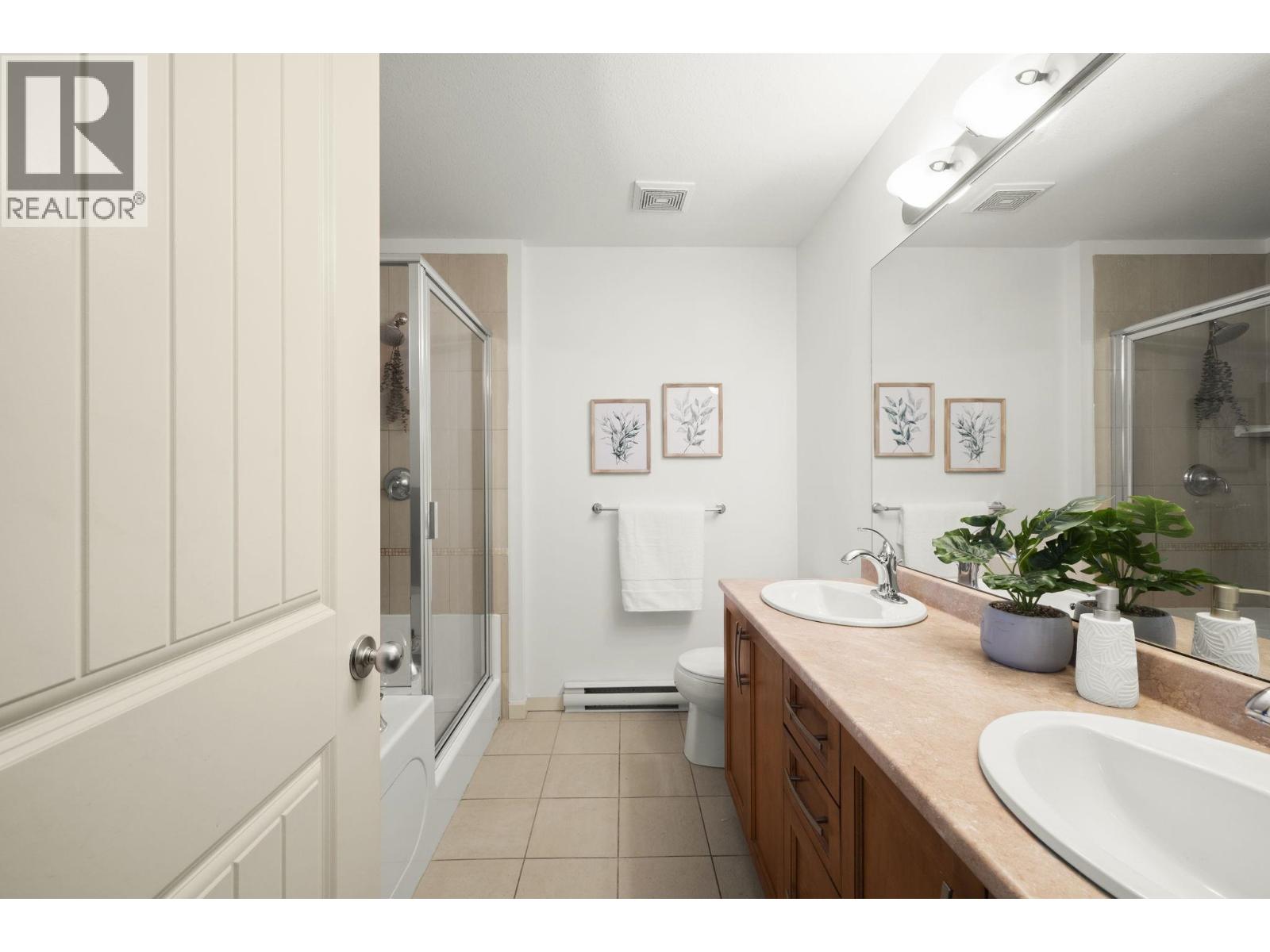 #6-4887 CENTRAL Avenue, Delta