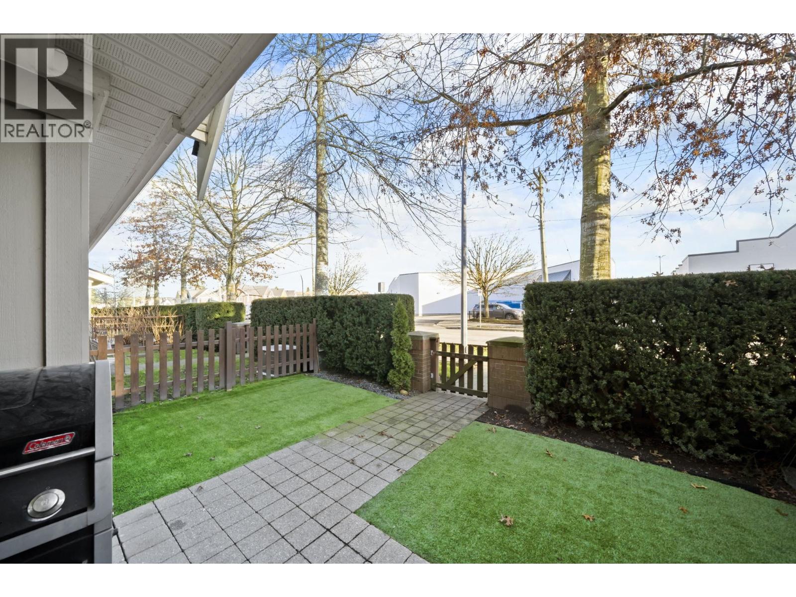 #6-4887 CENTRAL Avenue, Delta