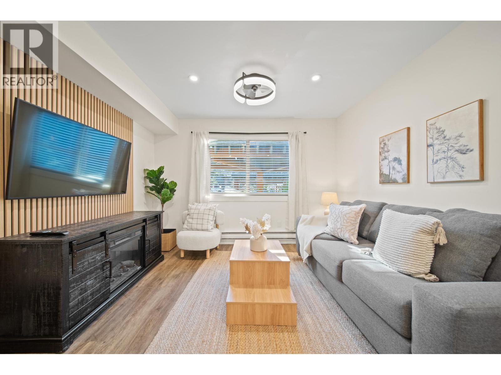 101 2021 KAREN CRESCENT, Whistler