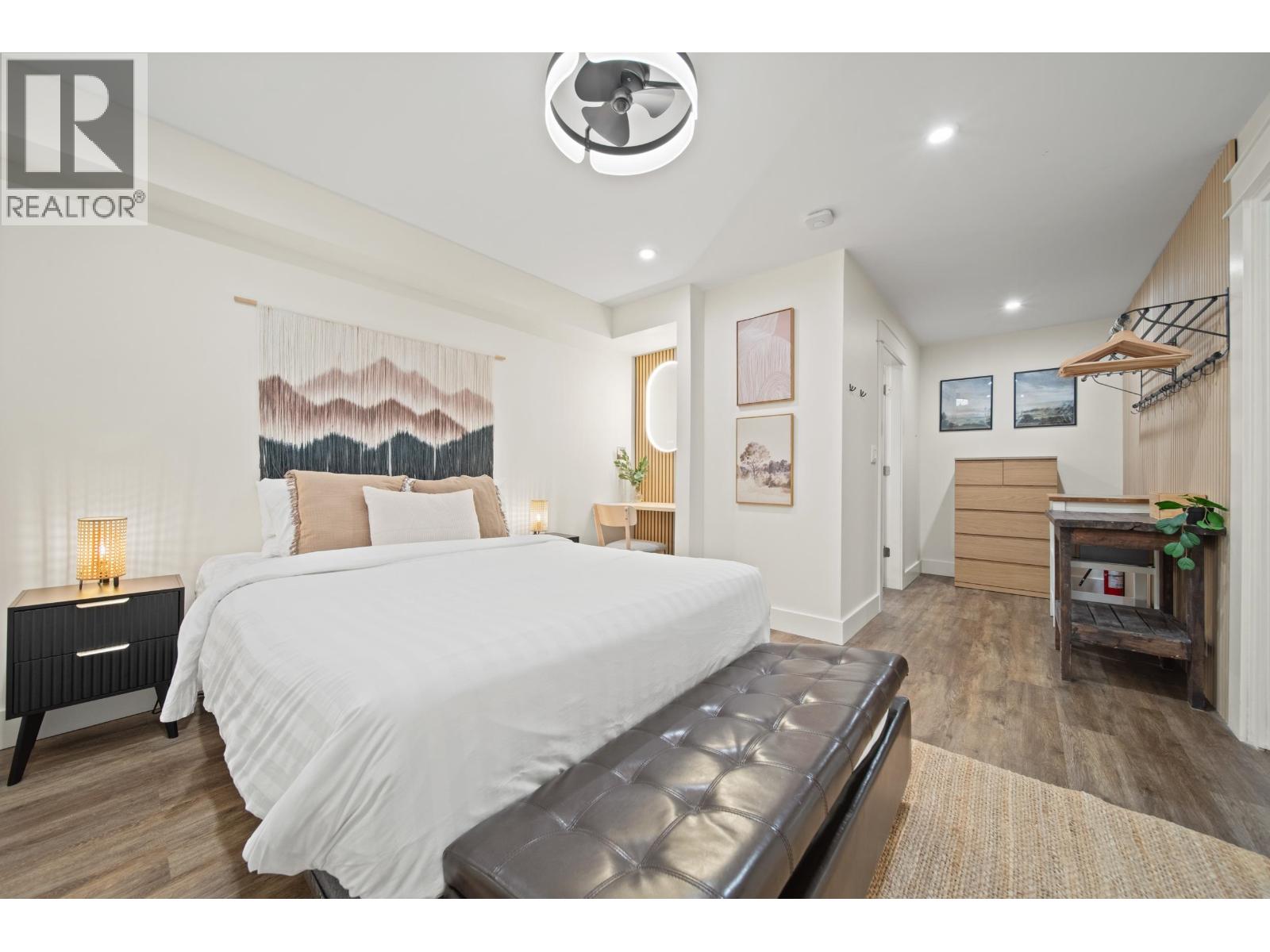 101 2021 KAREN CRESCENT, Whistler