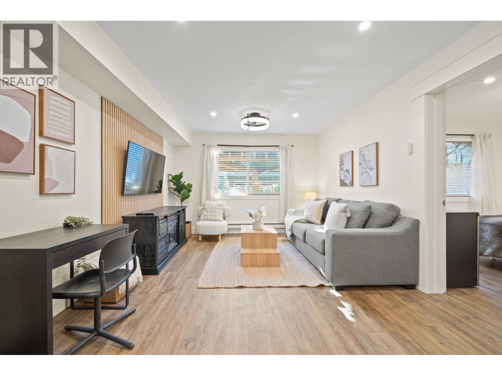 101 2021 KAREN CRESCENT, Whistler