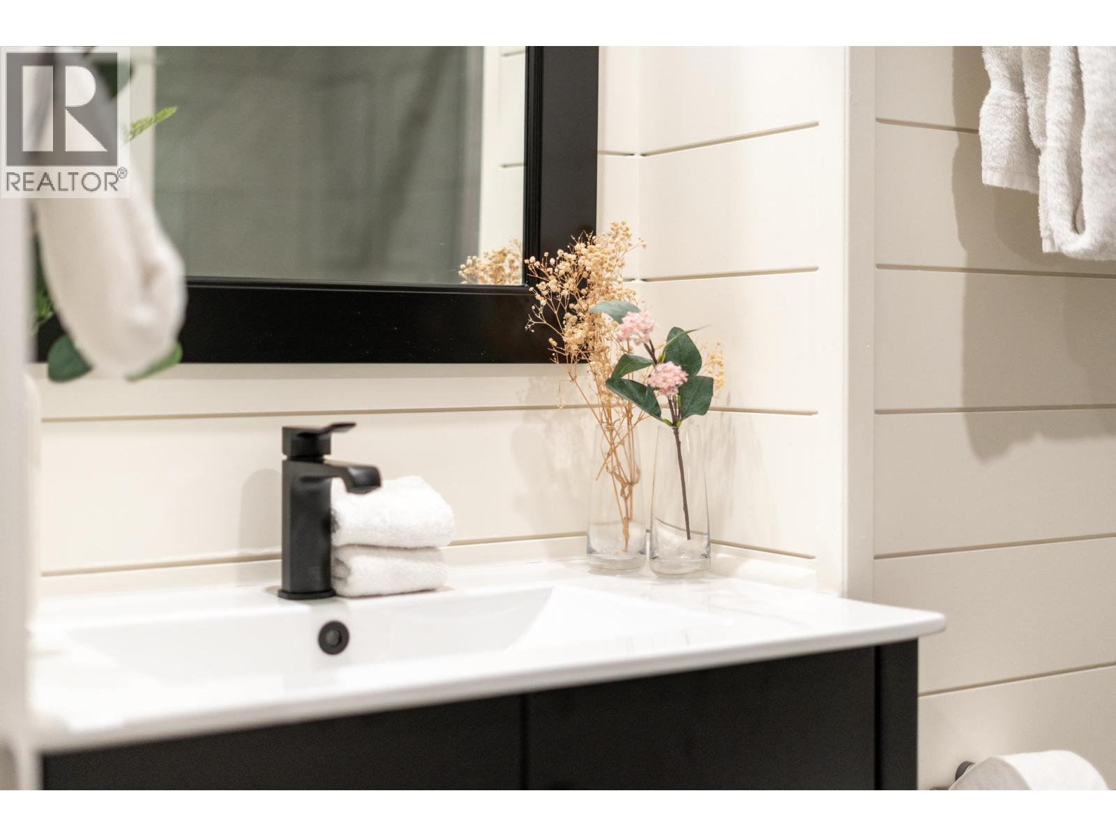 101 2021 KAREN CRESCENT, Whistler