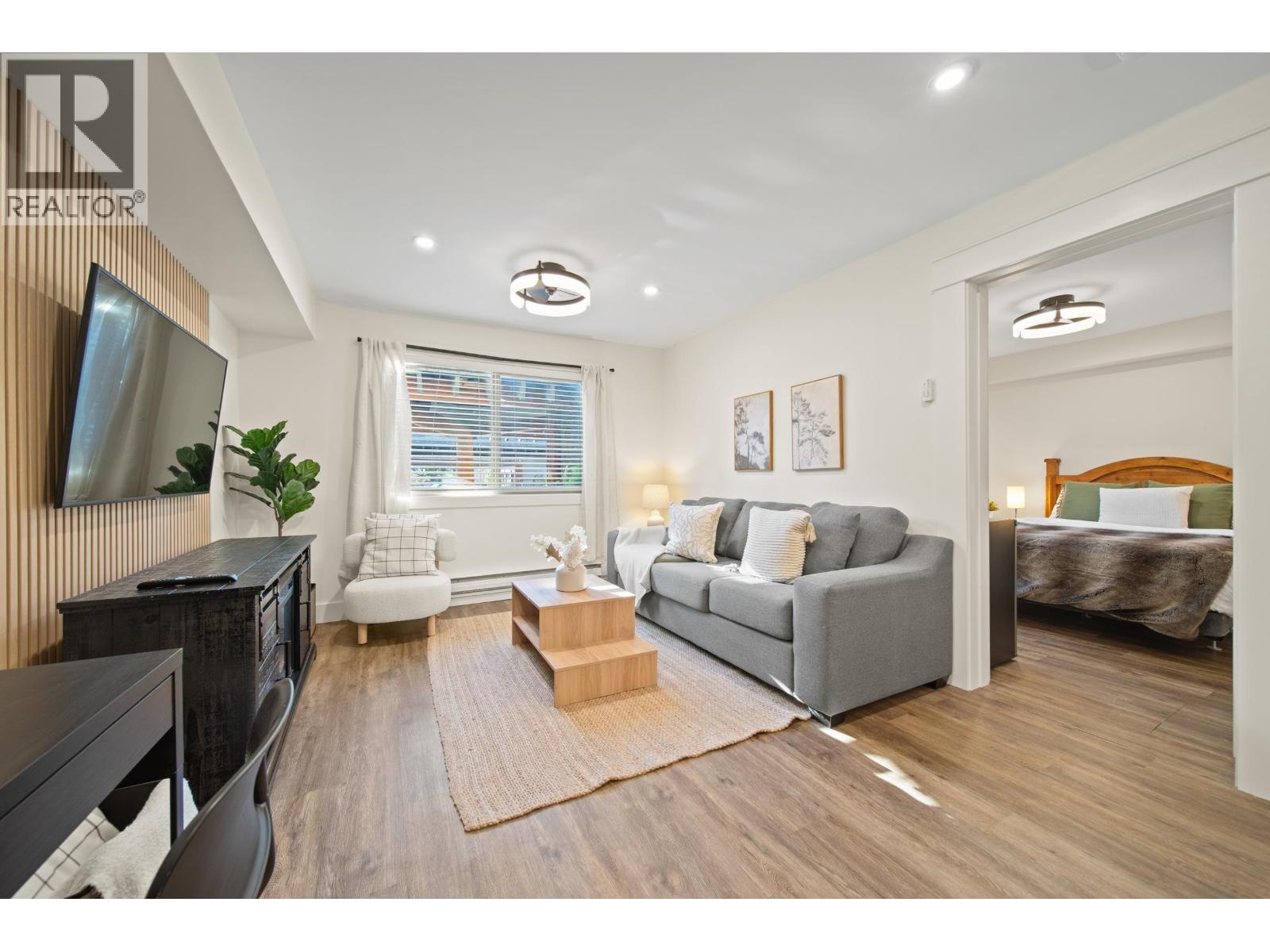 101 2021 KAREN CRESCENT, Whistler