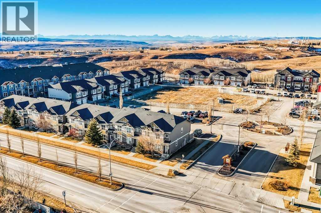101 Sunset Drive, Cochrane