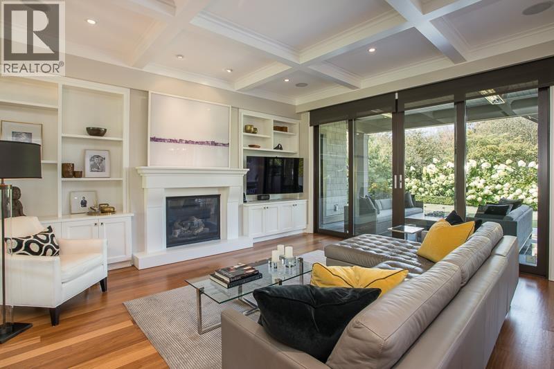 3280 SEMLIN Drive, Richmond