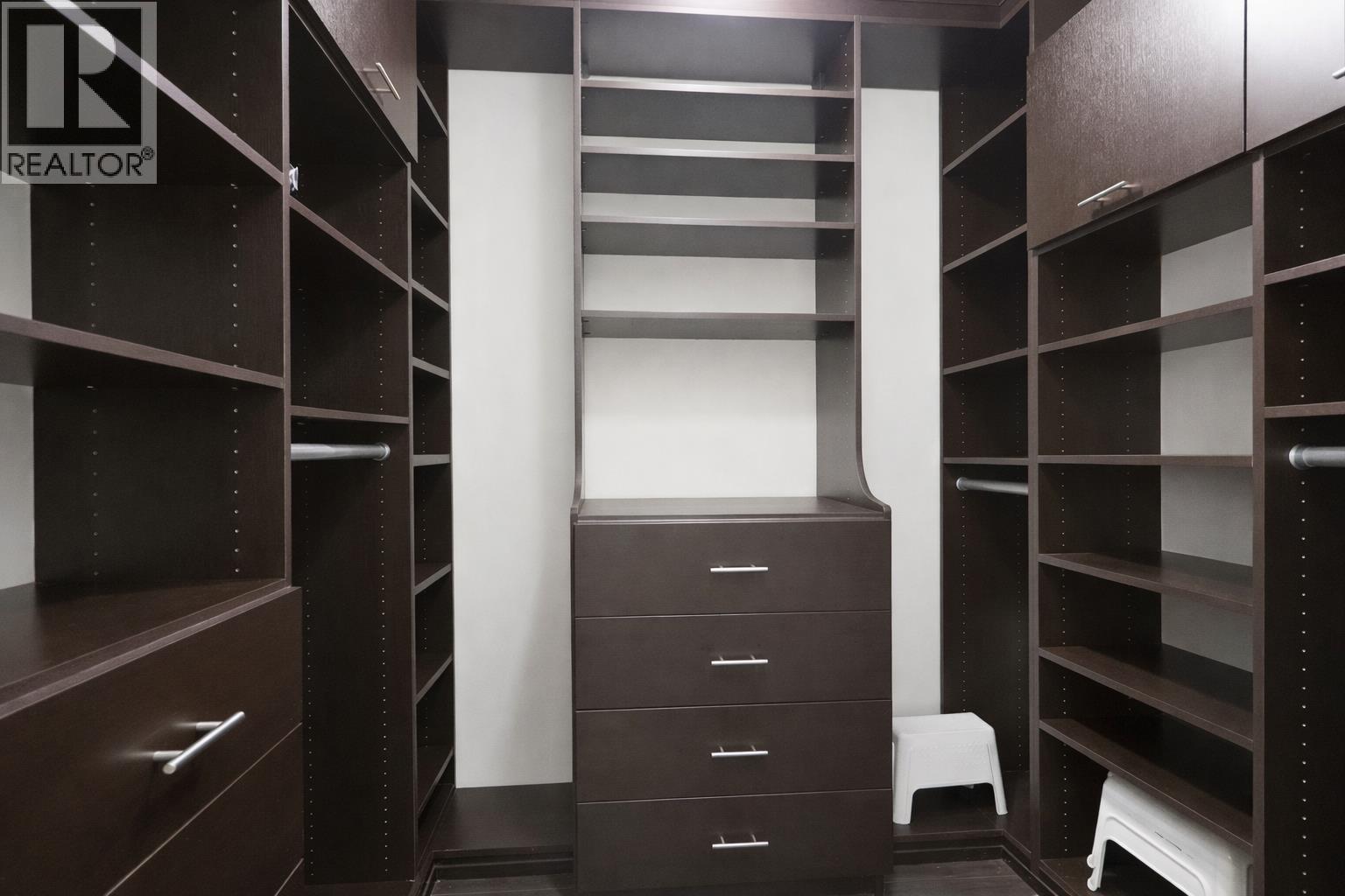 2202 2200 DOUGLAS ROAD, Burnaby