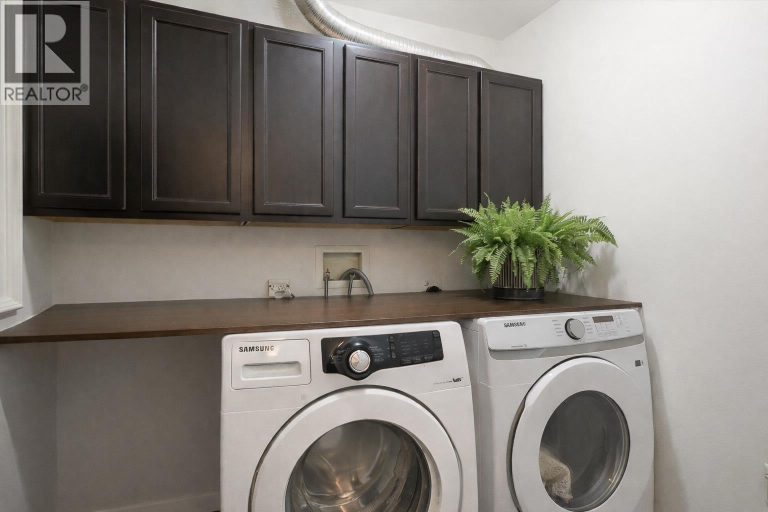 2202 2200 DOUGLAS ROAD, Burnaby