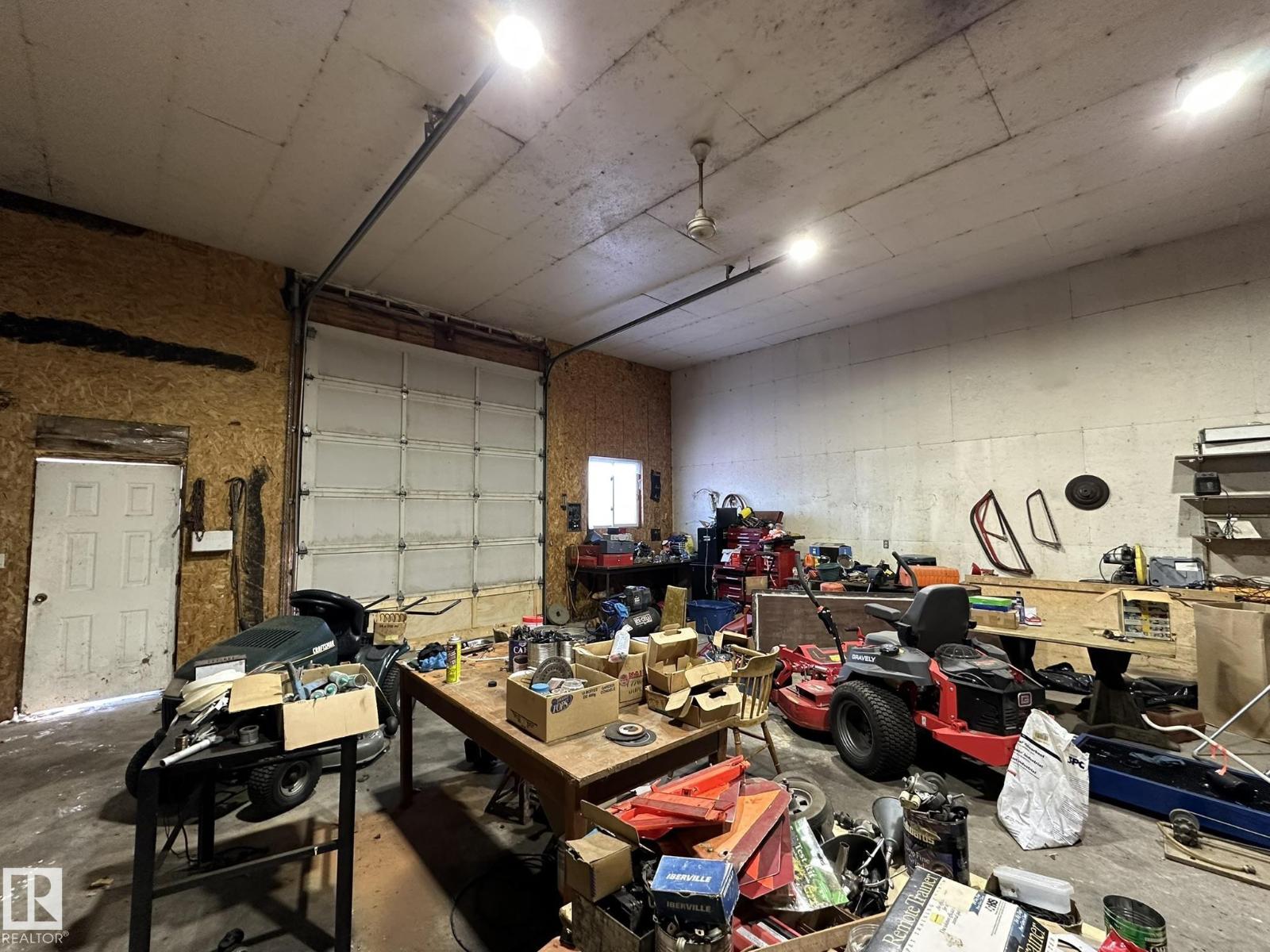 
          59059 Range 170
            <br/>
            <span>Rural Smoky Lake County</span>
            , 
            <span>AB</span>
             <span>T0A3C0</span>
         - Photo 34