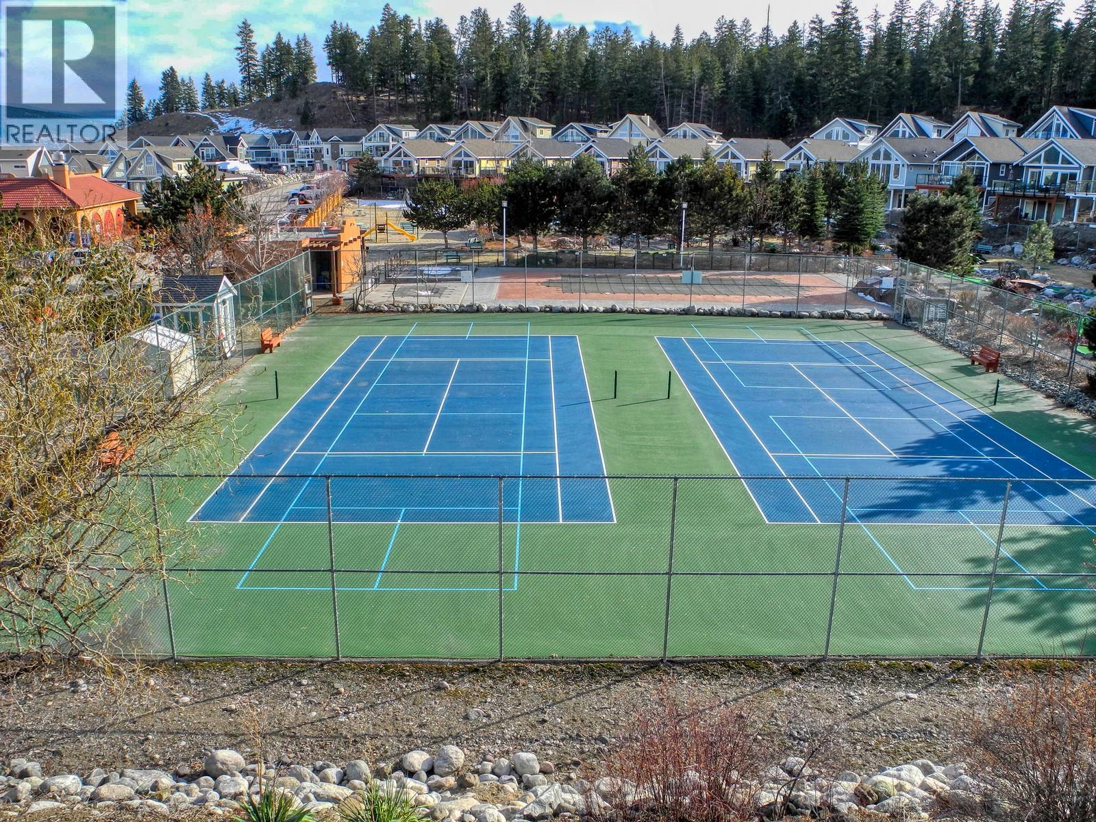 343 6843 Madrid Way, Kelowna