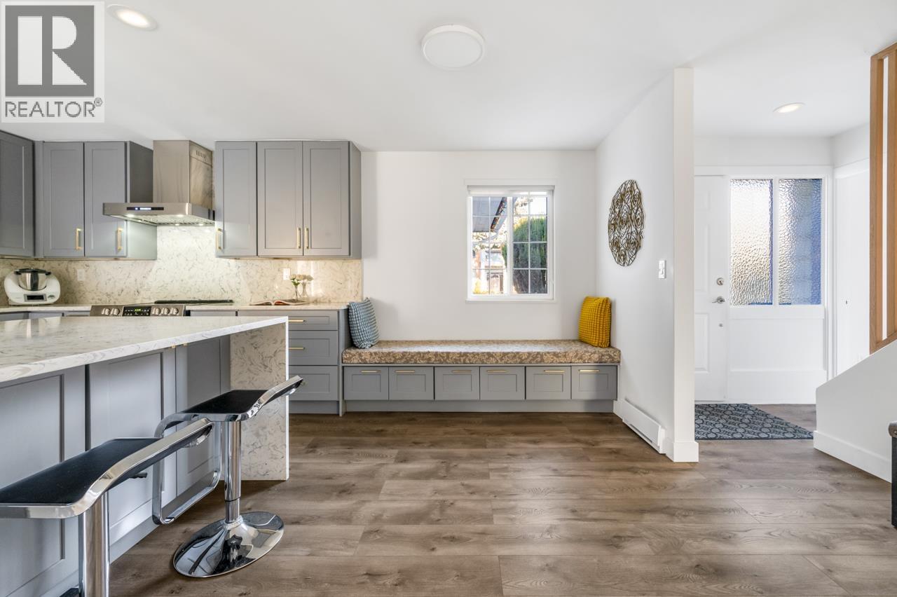 10080 ROSEDENE Crescent, Richmond