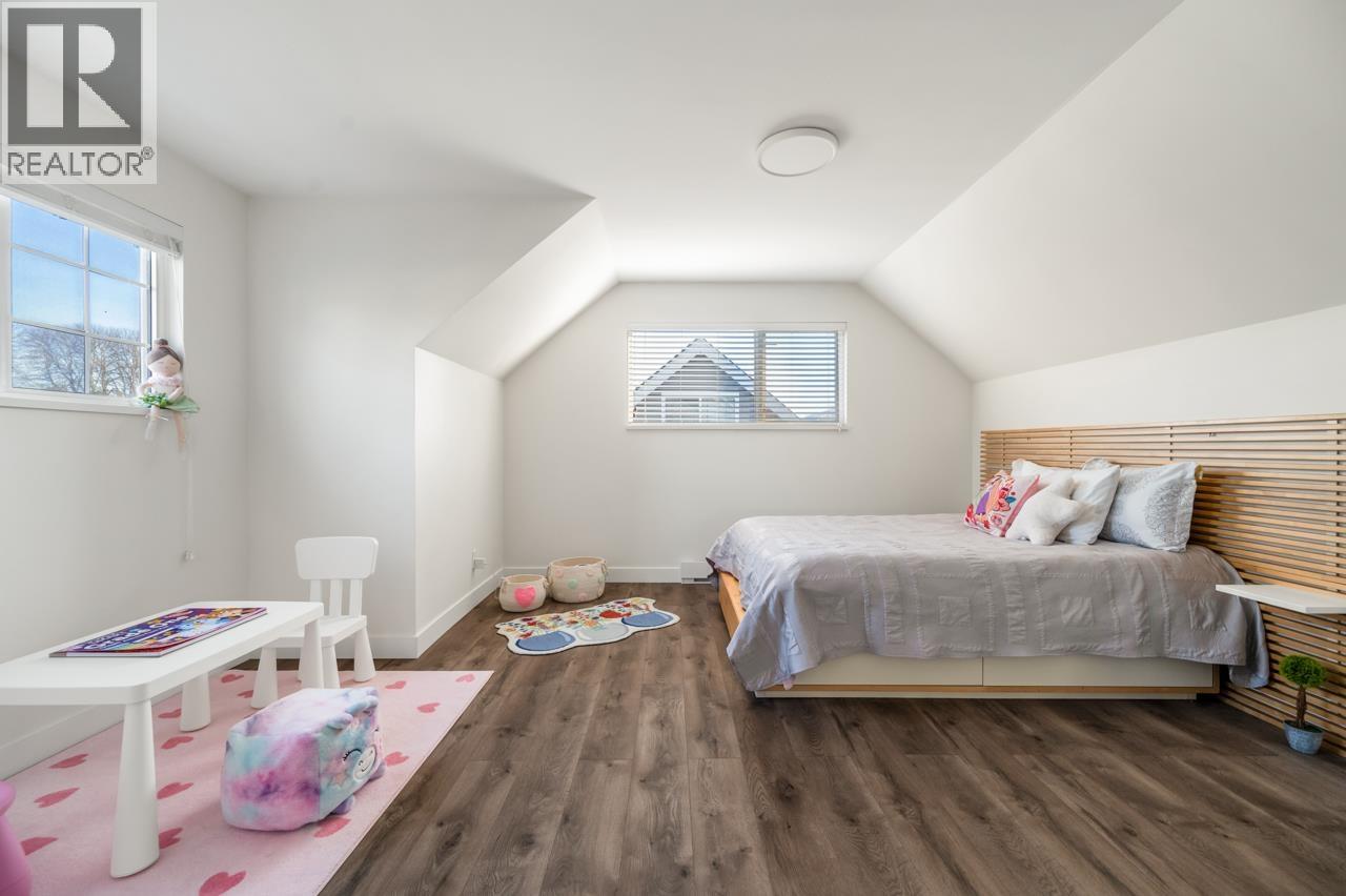 10080 ROSEDENE Crescent, Richmond