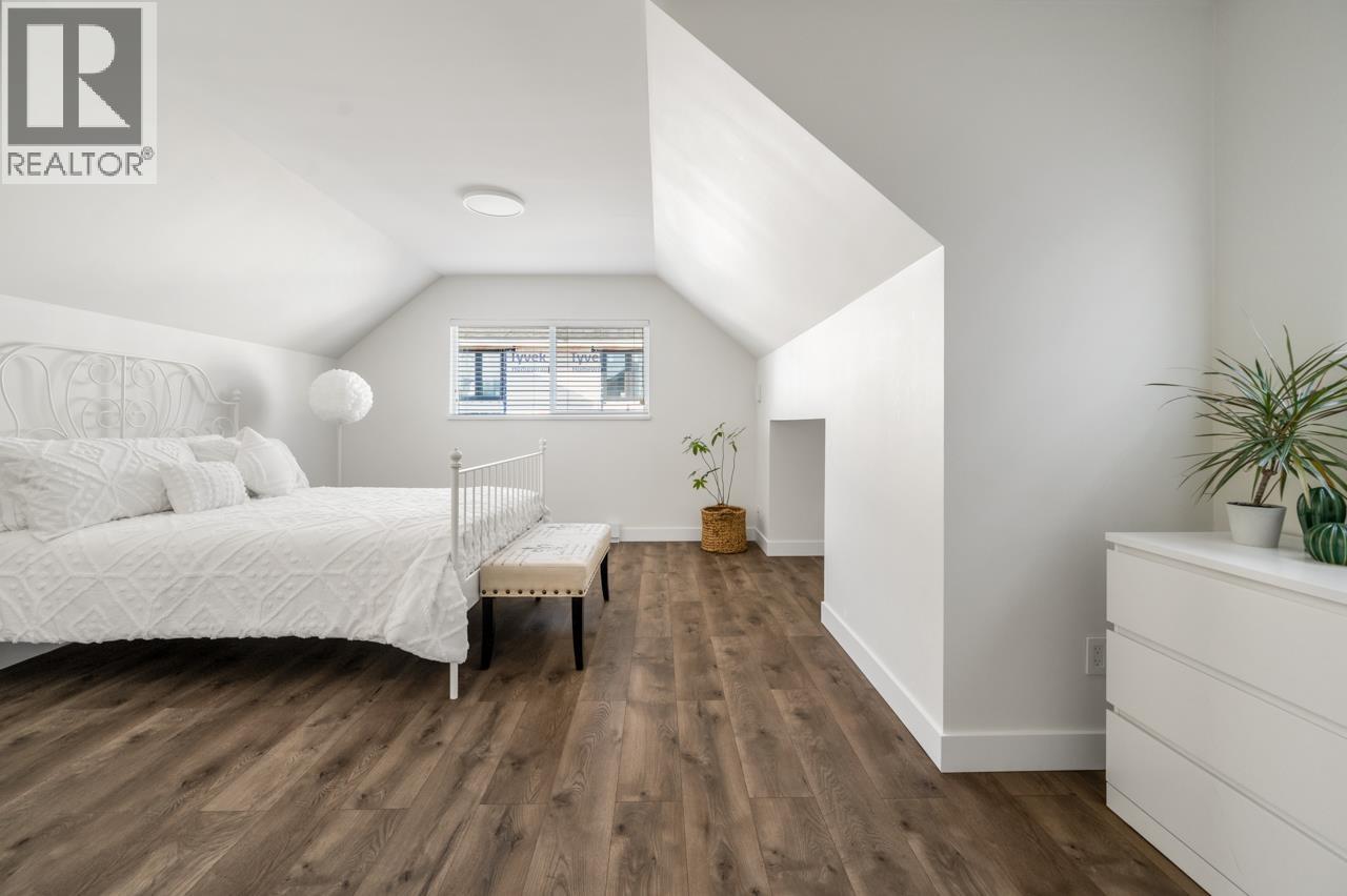 10080 ROSEDENE Crescent, Richmond