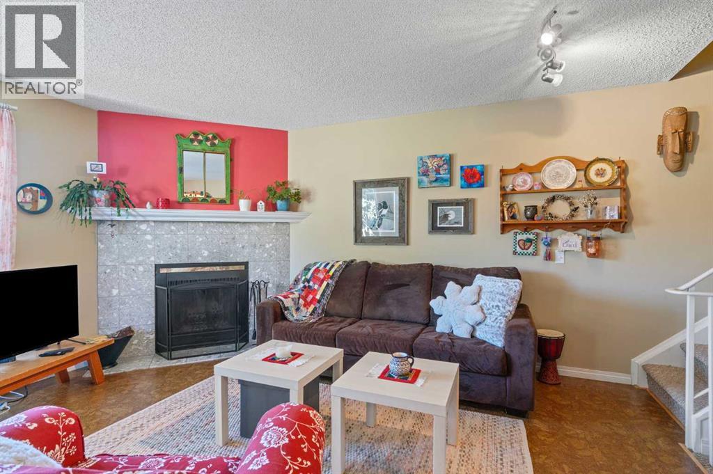 Single Family House for Sale in   Shawnessy Drive SW Shawnessy Calgary 