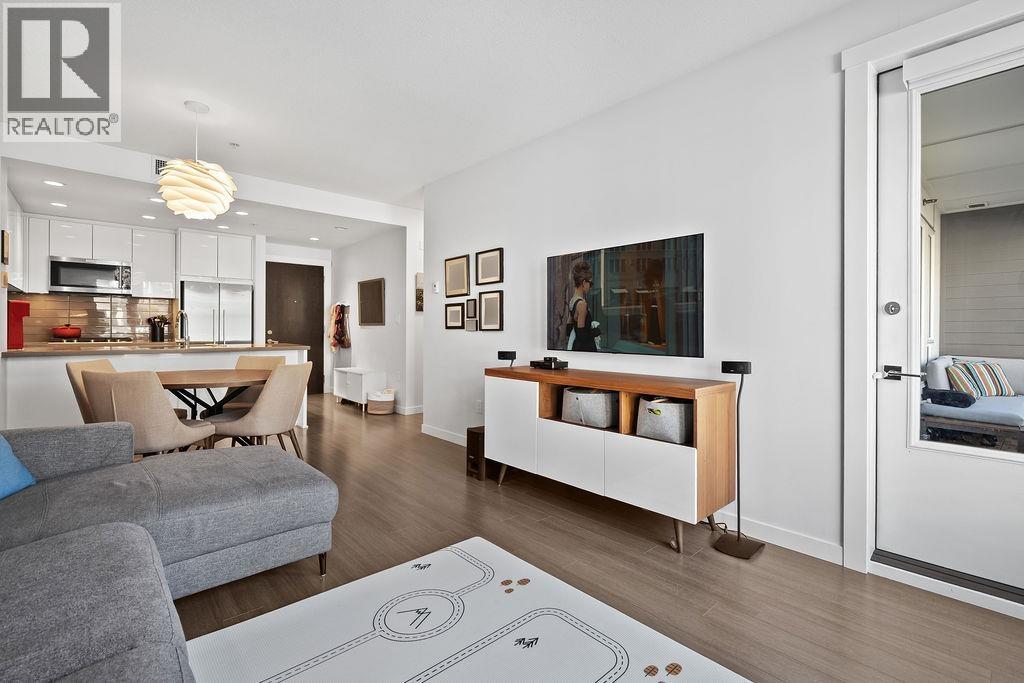 328 255 W 1ST STREET, North Vancouver