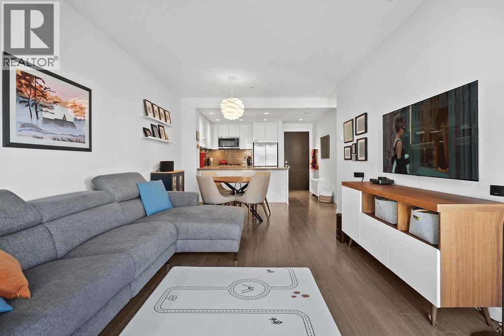 328 255 W 1ST STREET, North Vancouver