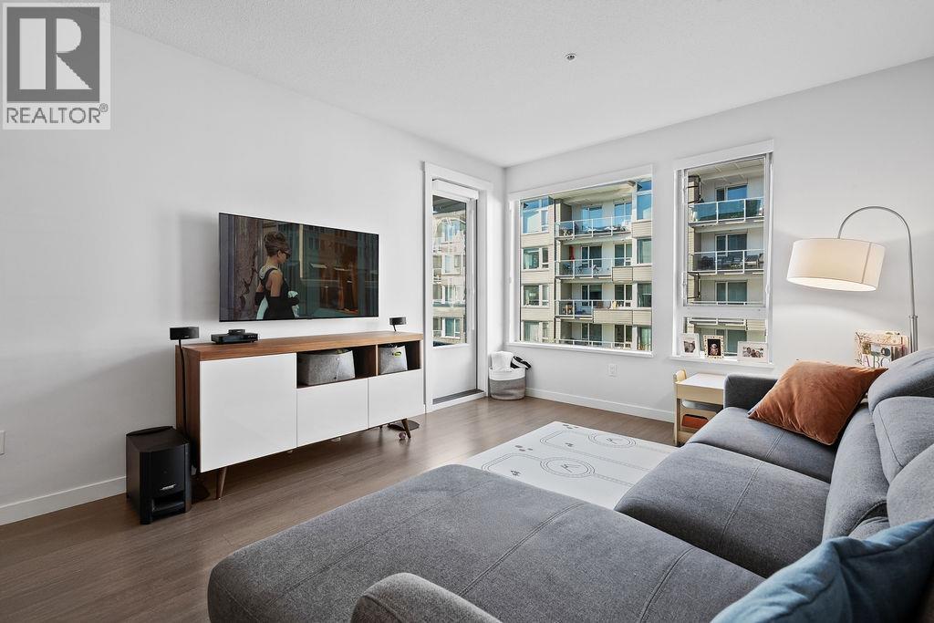 328 255 W 1ST STREET, North Vancouver