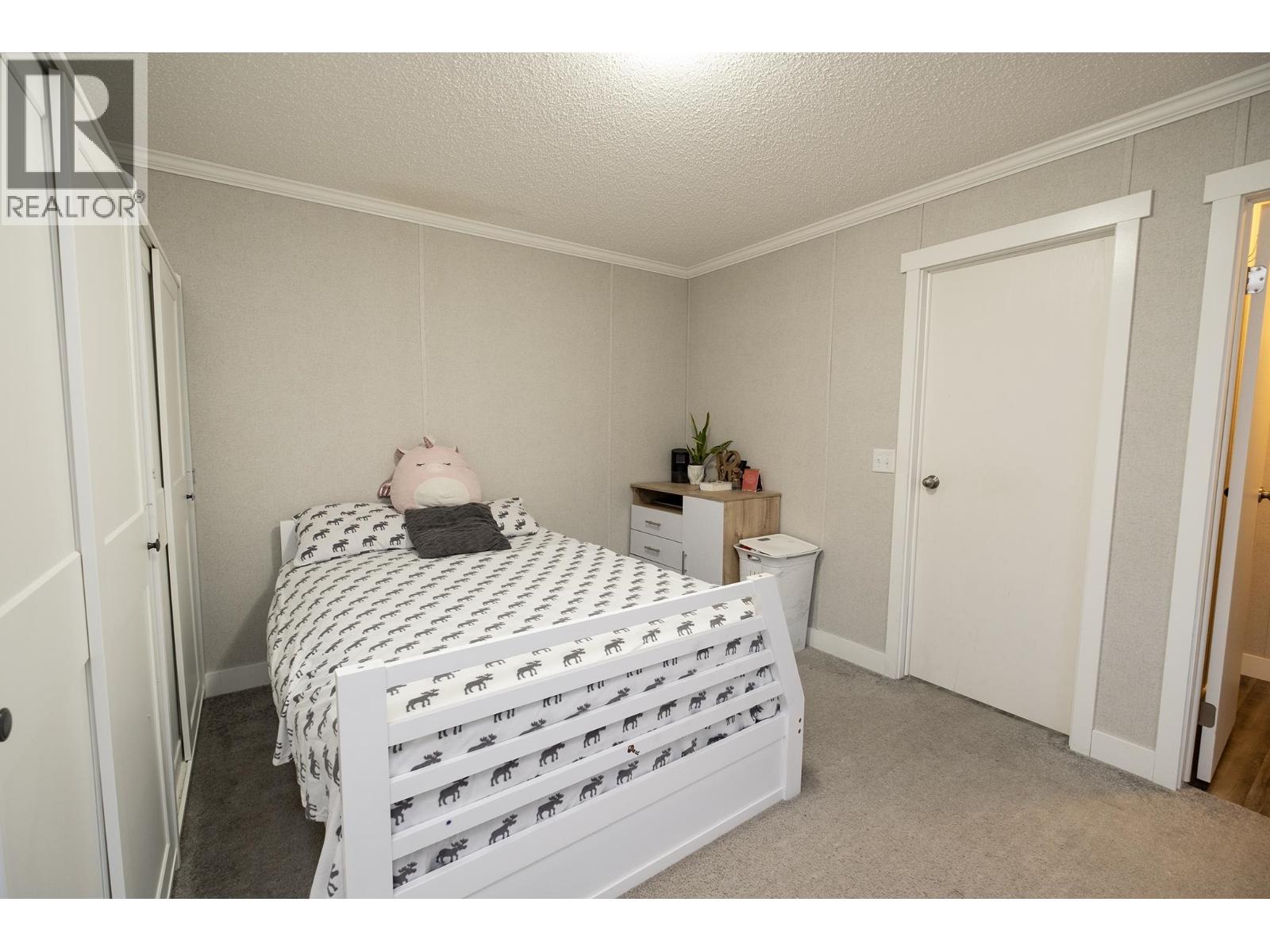 139 1413 SUNSHINE COAST HIGHWAY, Gibsons