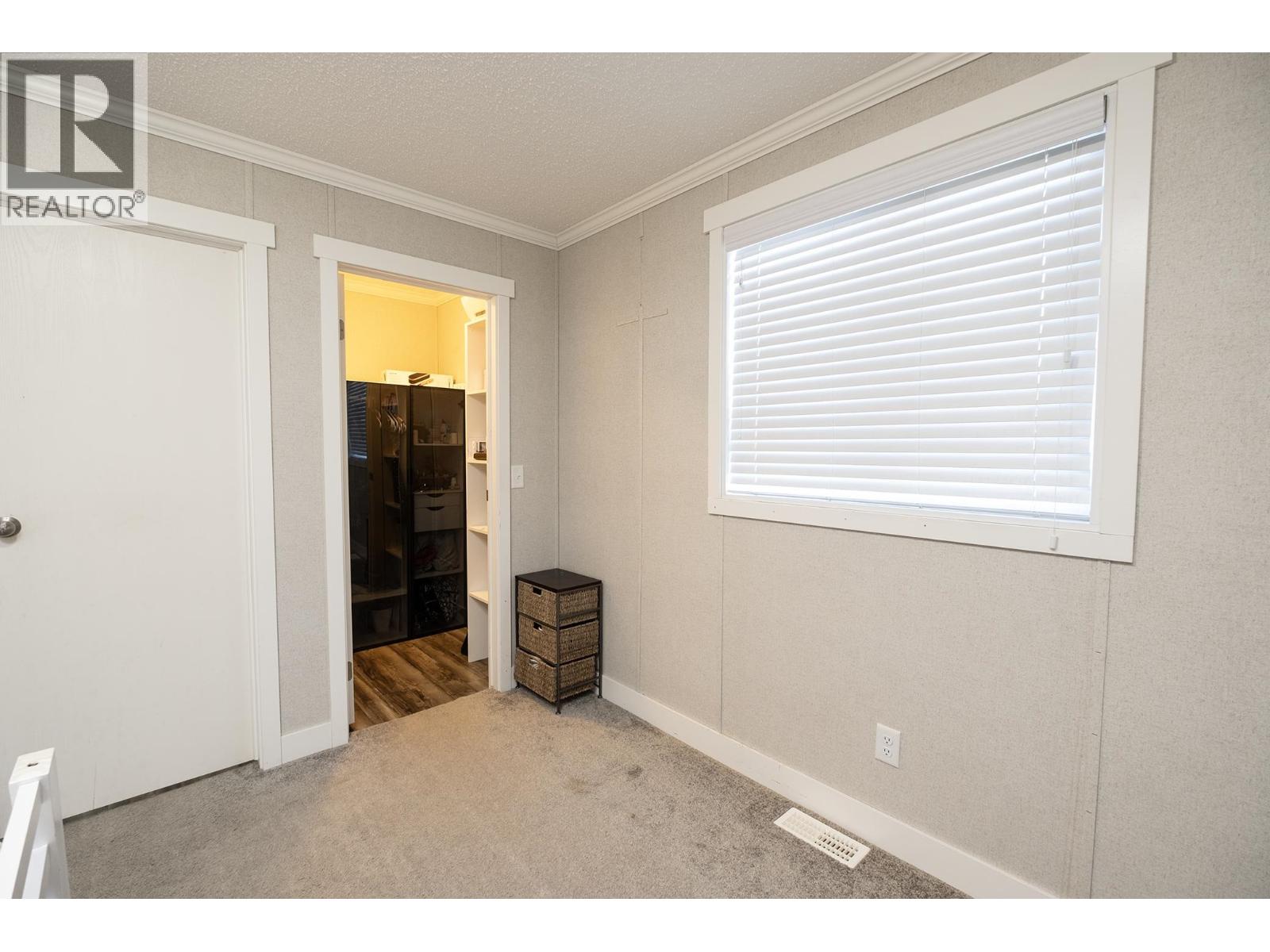 139 1413 SUNSHINE COAST HIGHWAY, Gibsons