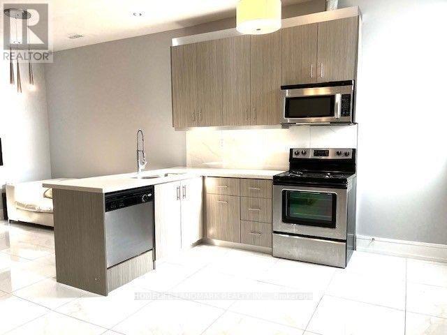 UPPER - 220 OSSINGTON AVENUE - Photo 4 of 10, Toronto (Trinity-Bellwoods), Ontario