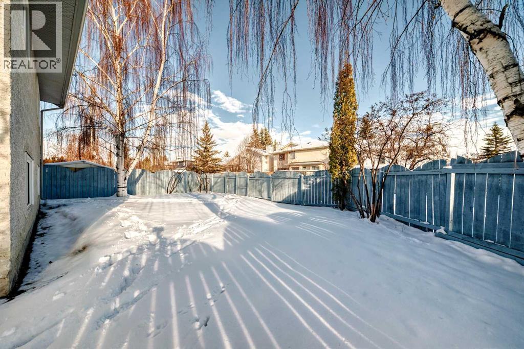 Single Family House 4 Level for Sale in  Shawinigan Drive SW Shawnessy Calgary 