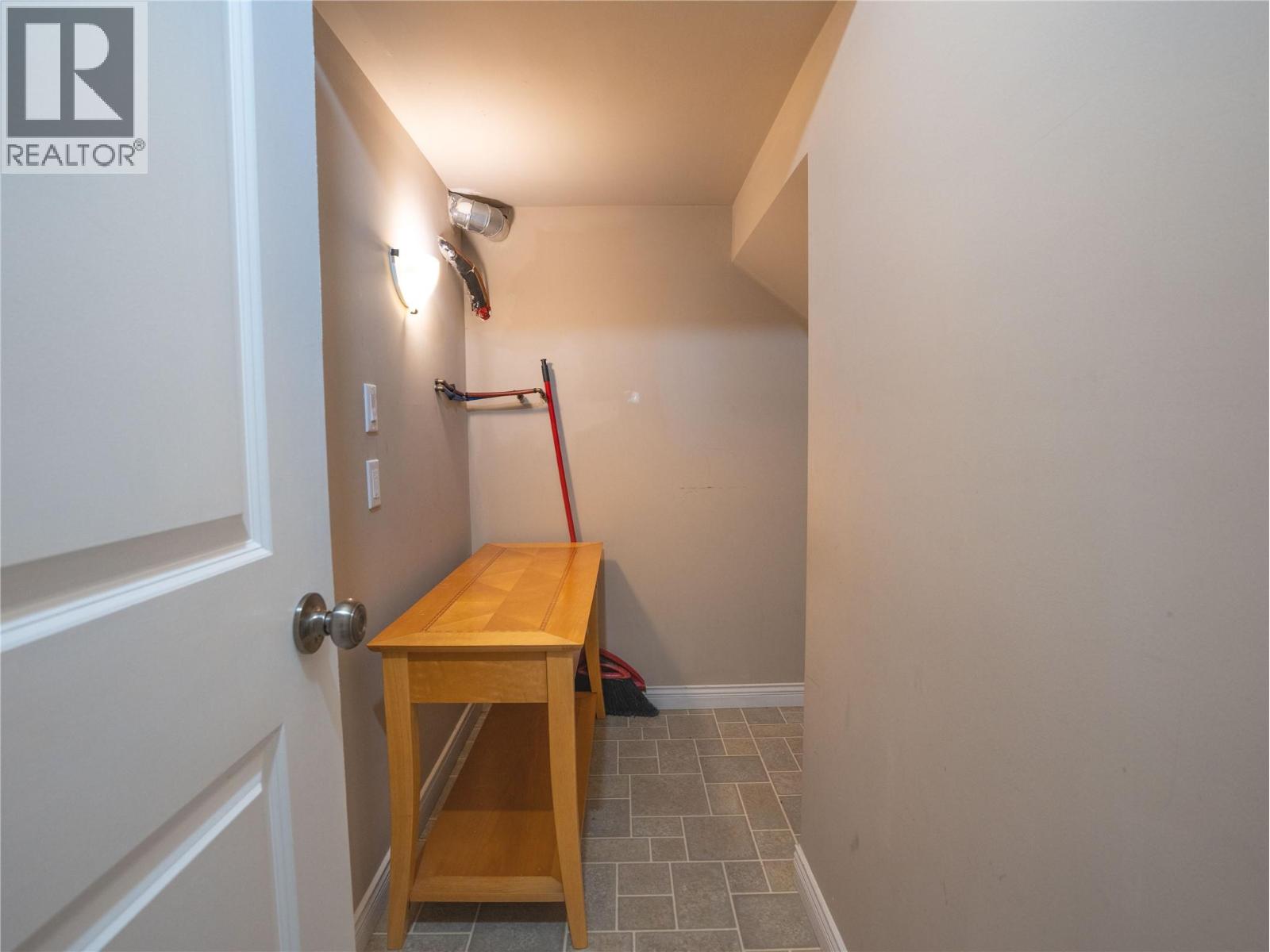 434 Eastside Road, Okanagan Falls