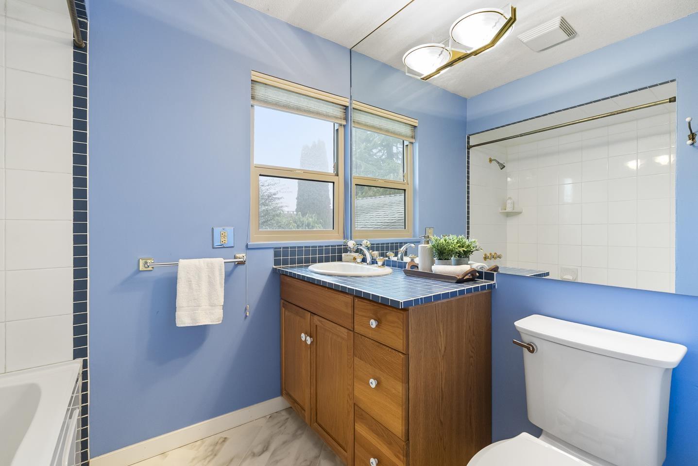 7553 MUSTON Place, Delta