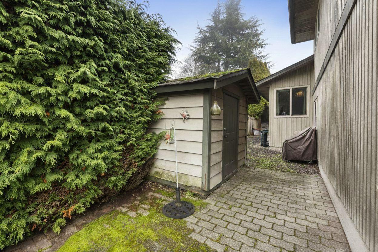 7553 MUSTON Place, Delta