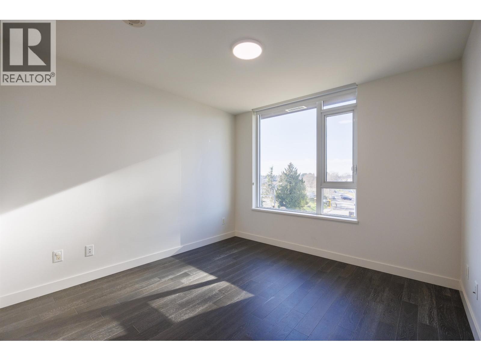 #310-7468 LANSDOWNE Road, Richmond