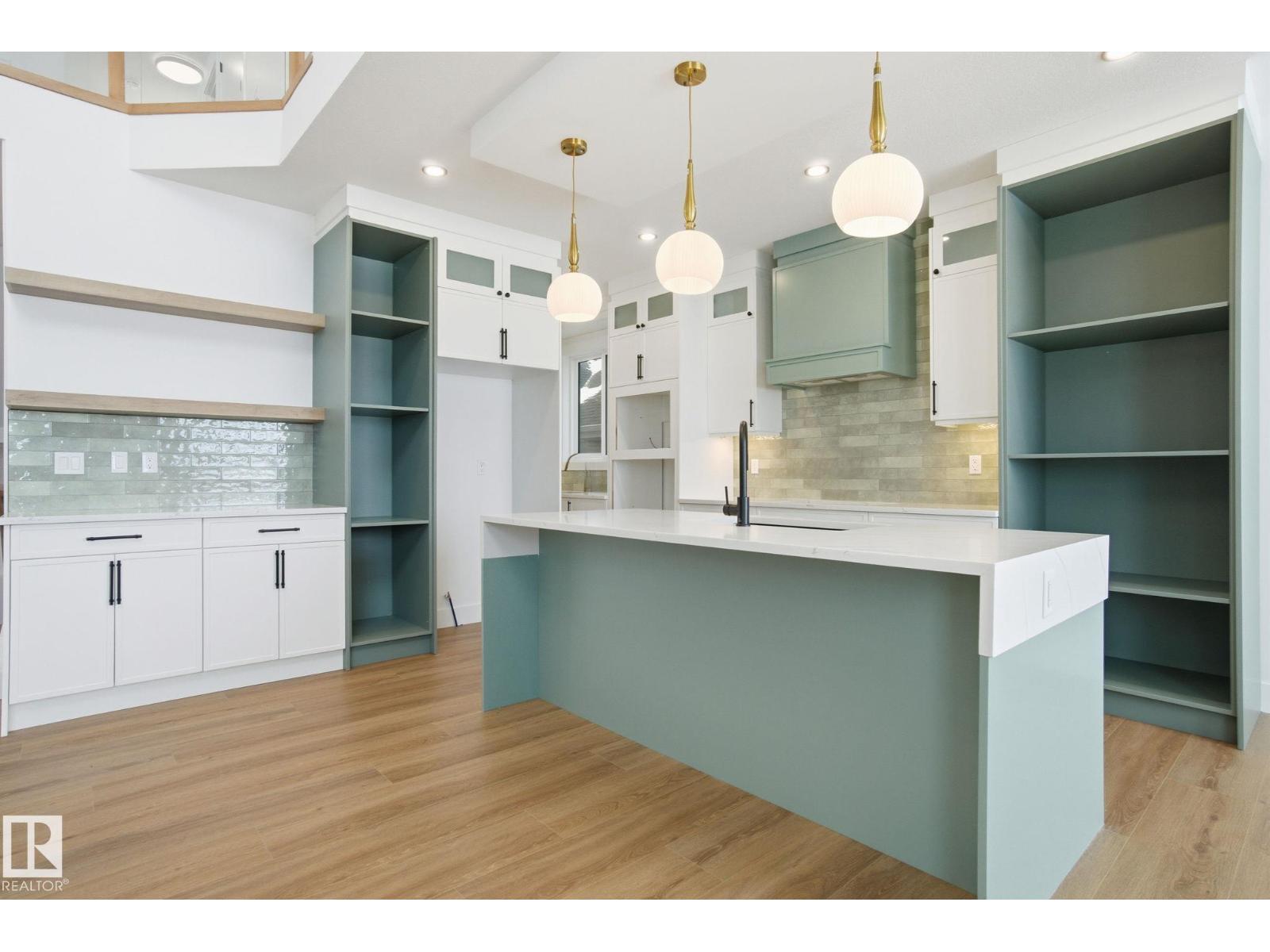 142 EDGEWATER CI, Leduc