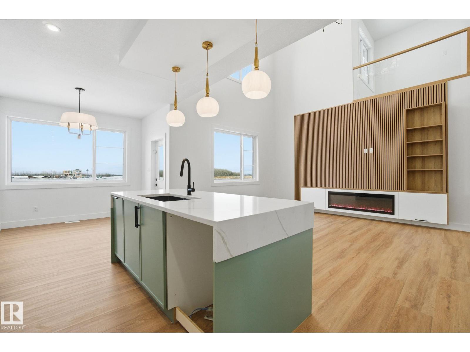 142 EDGEWATER CI, Leduc