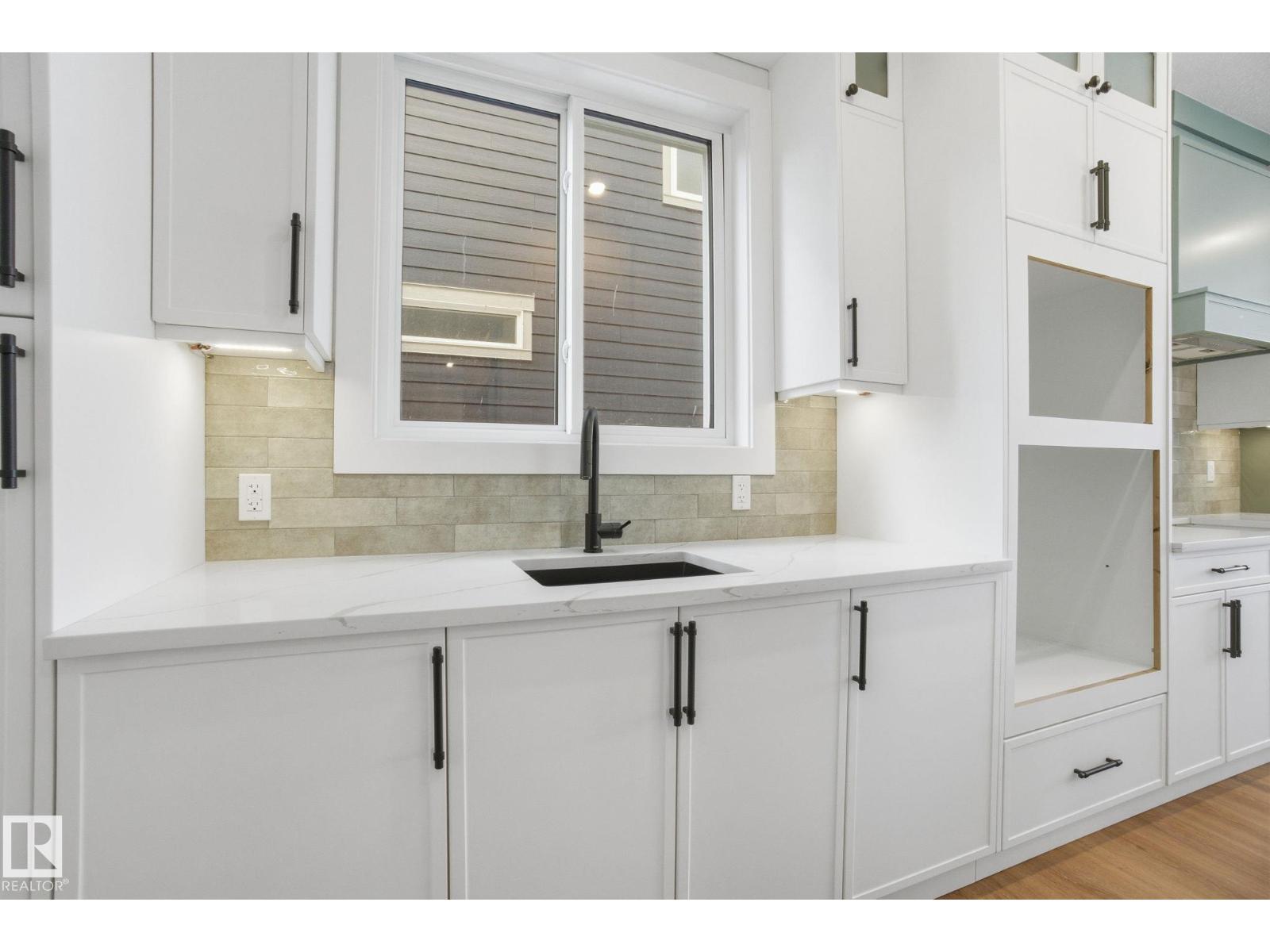 142 EDGEWATER CI, Leduc