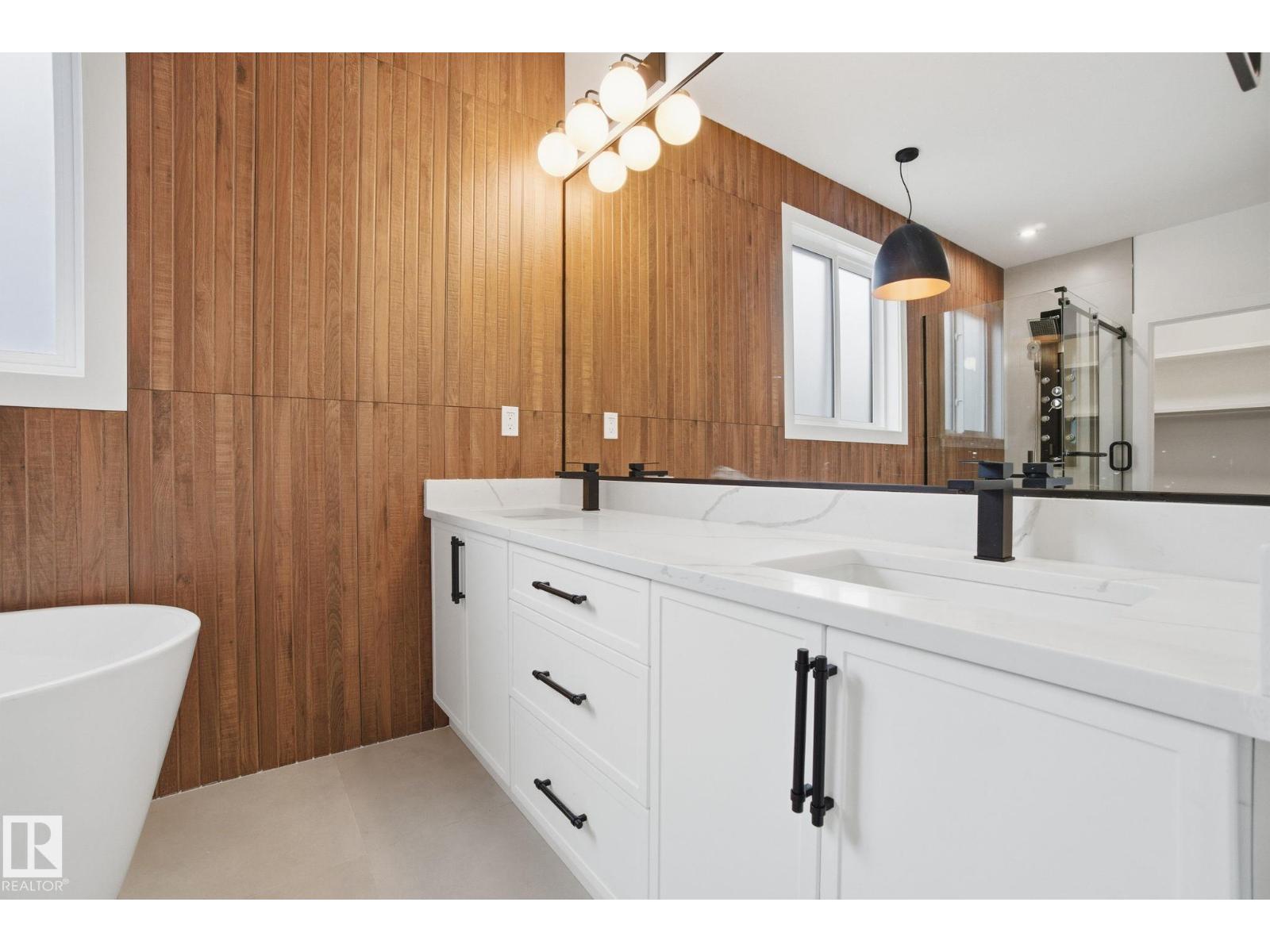 142 EDGEWATER CI, Leduc